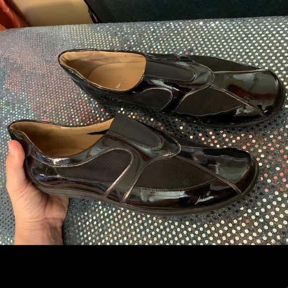 Shoes-Hovercraft black patten leather slip on shoes NWOT, 9 - Picture 1 of 9